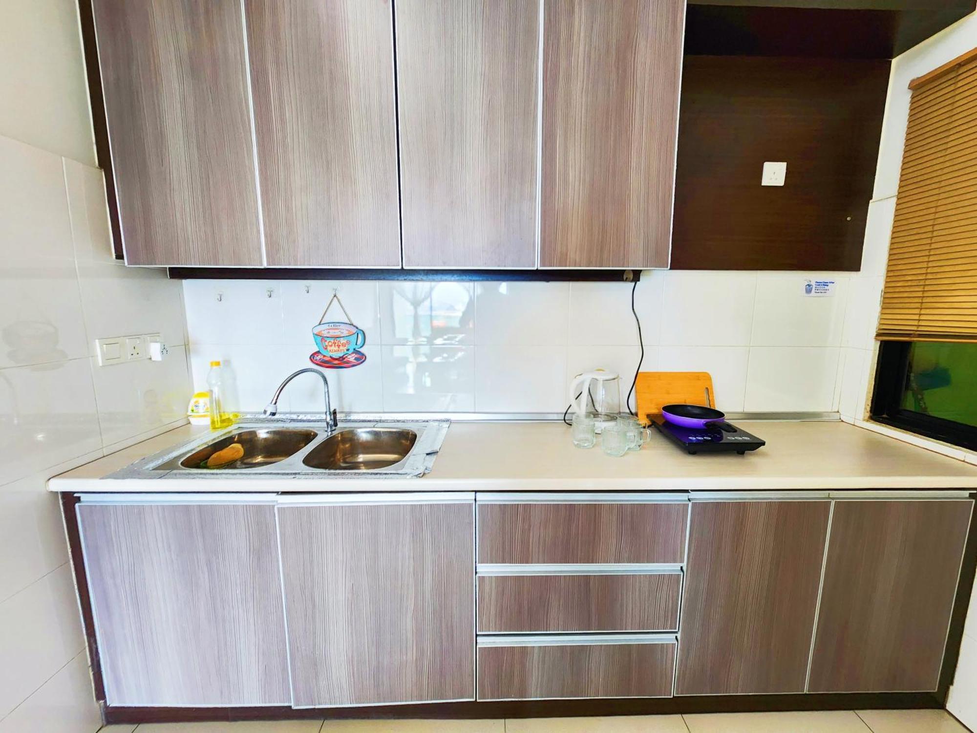 Kinta Riverfront Air-con Cozy